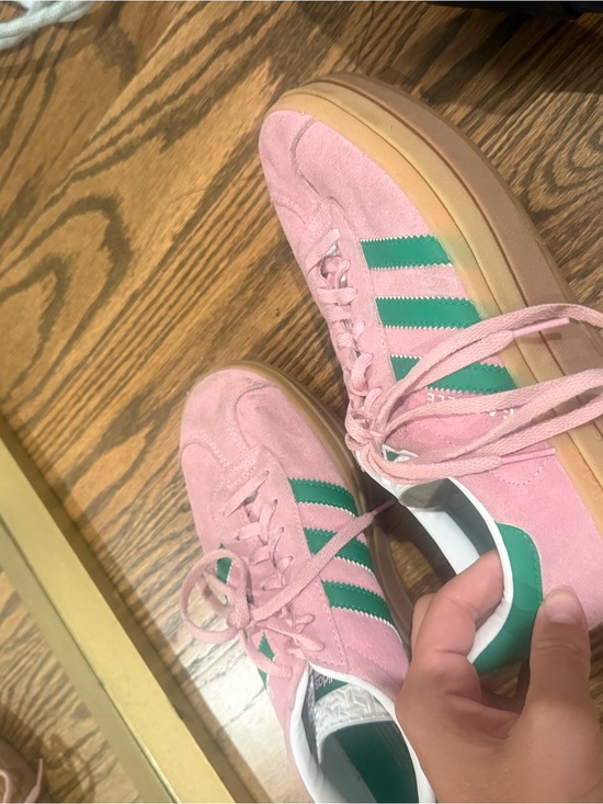 adidas Shoes - adidas White Sneaker Interior with Green Lining